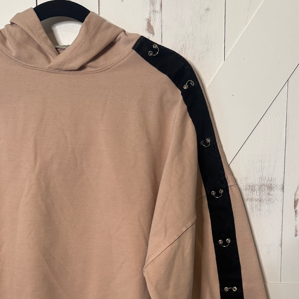 Zara Beige Hoodie with Black Snap Trim Detail - Picture 3 of 8